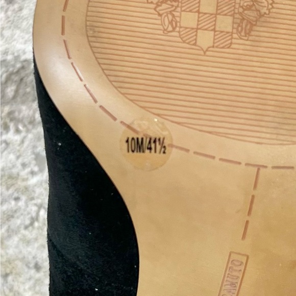 Vince Camuto Black Suede Block Heel Pumps – Size 10M / EU 41.5 - Picture 8 of 13